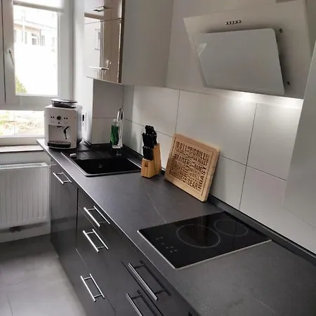 Wilhelmshoeher Allee 公寓 *